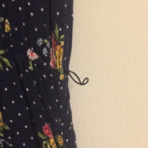 LAST CHANCE Navy Floral Dress - Picture 6 of 6